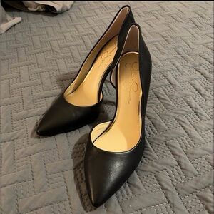 Jessica Simpson Black Pointed Heels